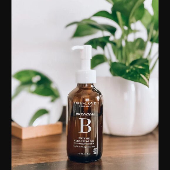 🙌 2/$55 NIB One Love Organics Botanical Vitamin B Enzyme Cleansing Oil $45.00 - Picture 5 of 16